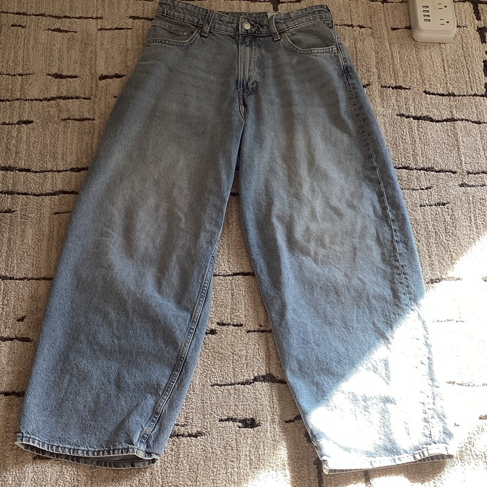 H&M Light Blue Relaxed Men's Jeans
